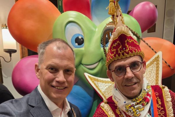 Ob Karneval, ob Schützenfest - die Hauptsach‘ is, mer fiere jetzt! HIGHLIGHT