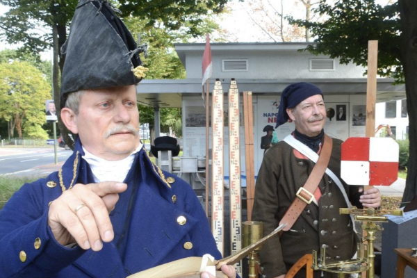 Napoleons Nordkanal beginnt in Neuss.