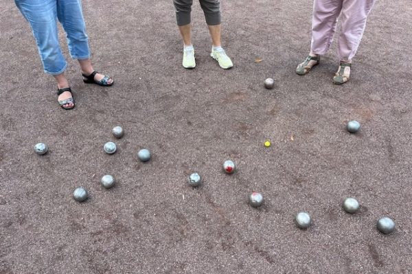 Un tournoi de pétanque- Boule-Spiel