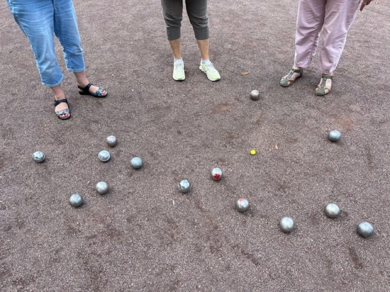 Un tournoi de pétanque- Boule-Spiel